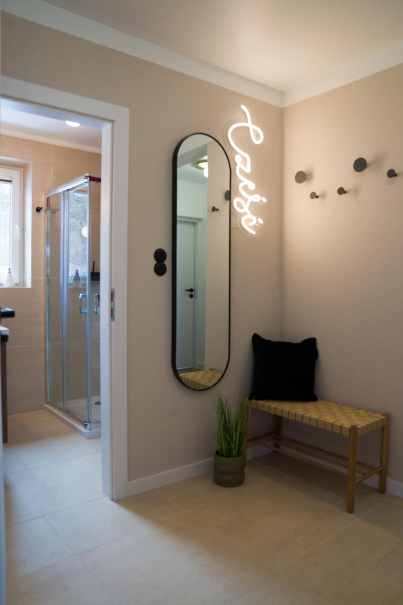 Villa Turris Apartamenty Przy Muszynskim Zamku ムシナ エクステリア 写真