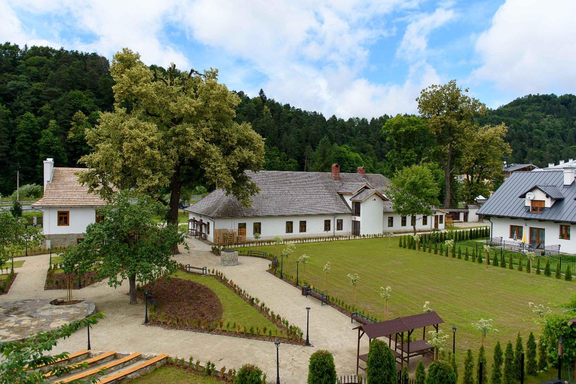 Villa Turris Apartamenty Przy Muszynskim Zamku ムシナ エクステリア 写真